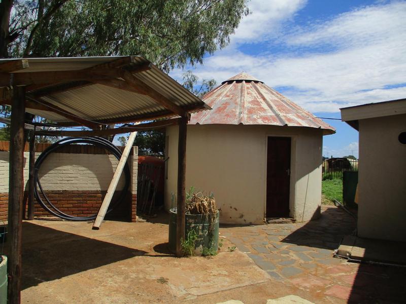 4 Bedroom Property for Sale in Bloemdal Free State